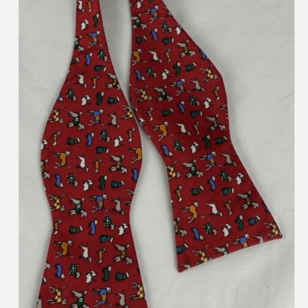 NWT Cremieux Red Dogs In Sweaters 100% Silk Bow Tie Adjustable Poodle Scottie